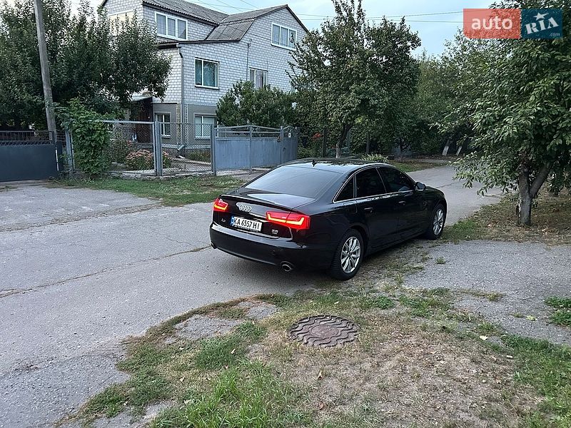 Седан Audi A6 2012 в Лубнах
