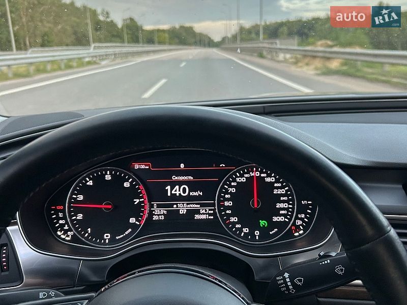 Седан Audi A6 2012 в Лубнах