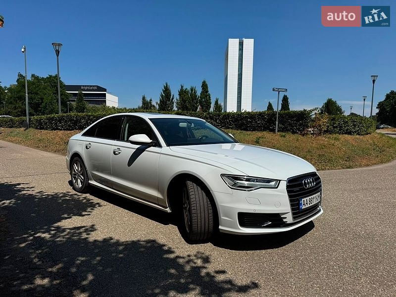 Седан Audi A6 2016 в Киеве