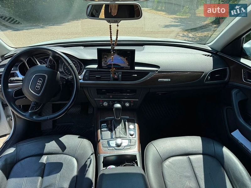 Седан Audi A6 2016 в Киеве