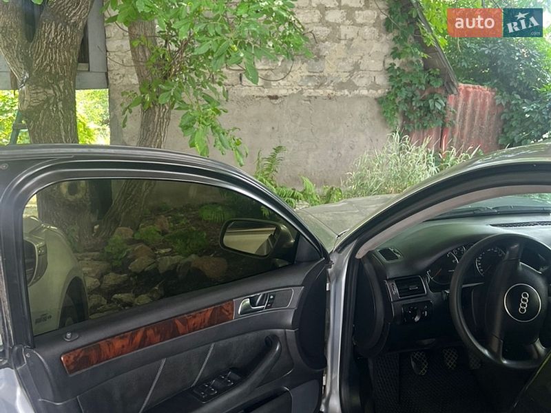 Седан Audi A6 2001 в Василькове
