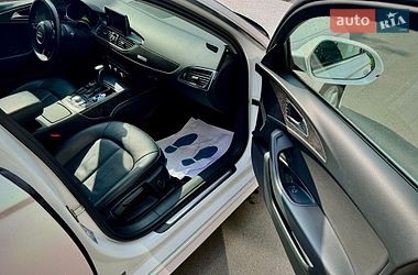 Седан Audi A6 2017 в Киеве