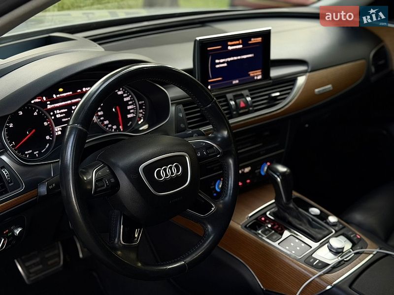 Седан Audi A6 2015 в Киеве
