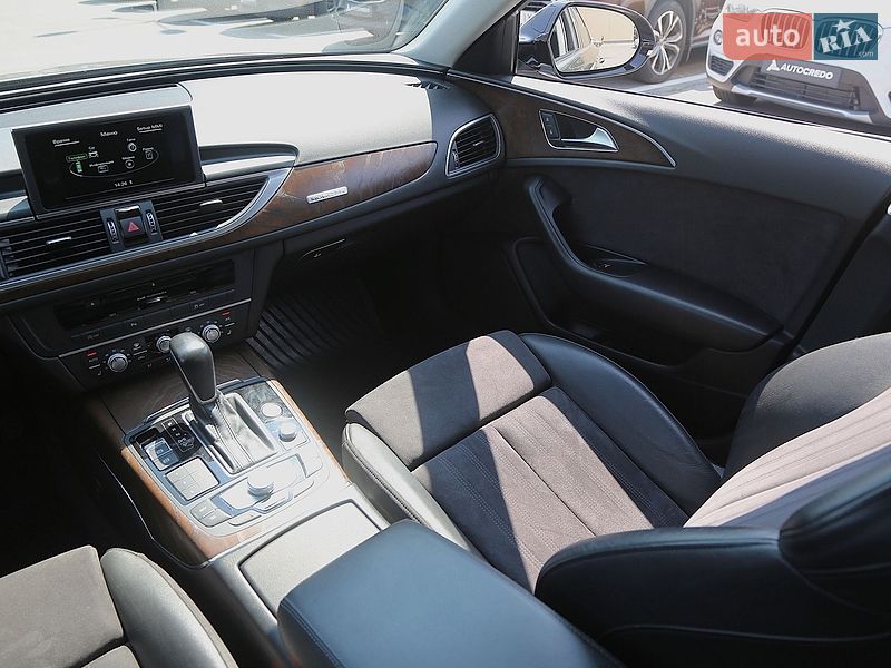 Седан Audi A6 2015 в Киеве