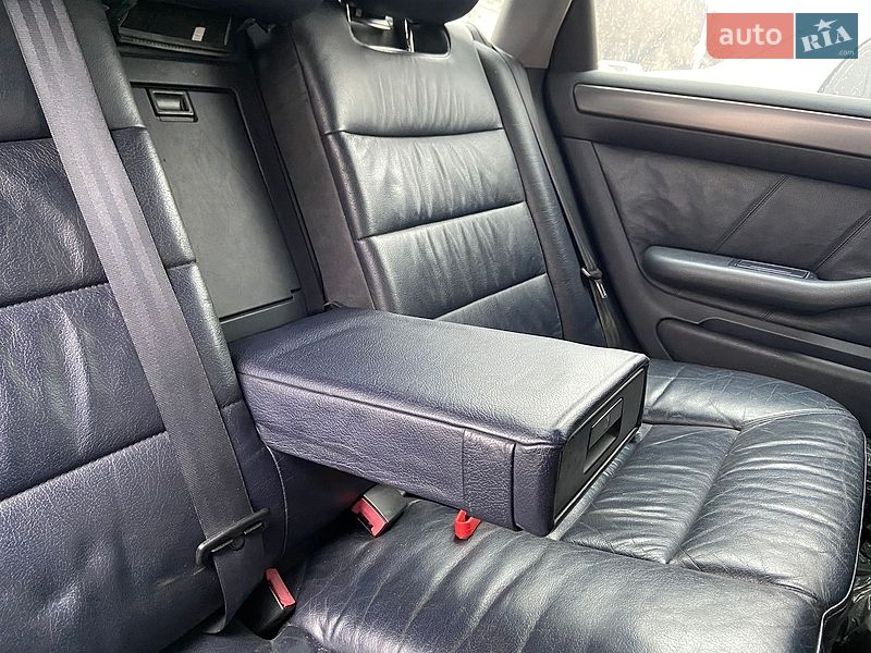 Універсал Audi A6 2002 в Миколаєві
