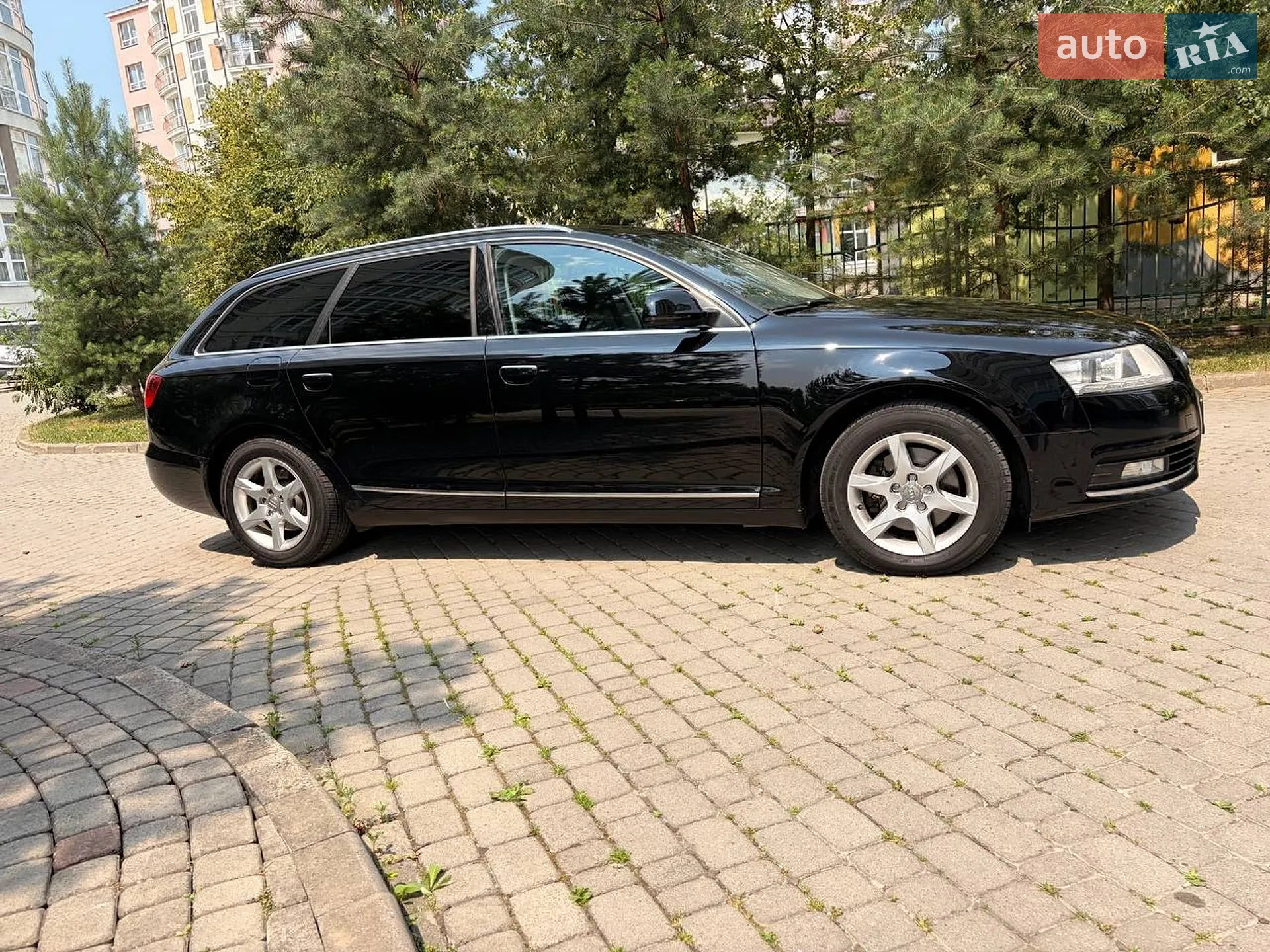 2010 Audi A6 - мініатюра 4