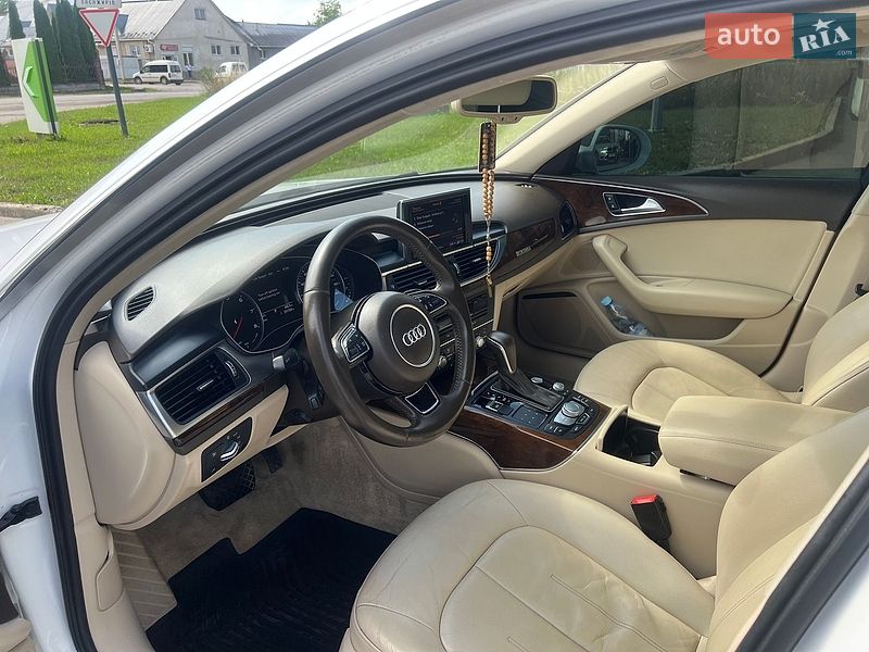 Седан Audi A6 2015 в Самборе