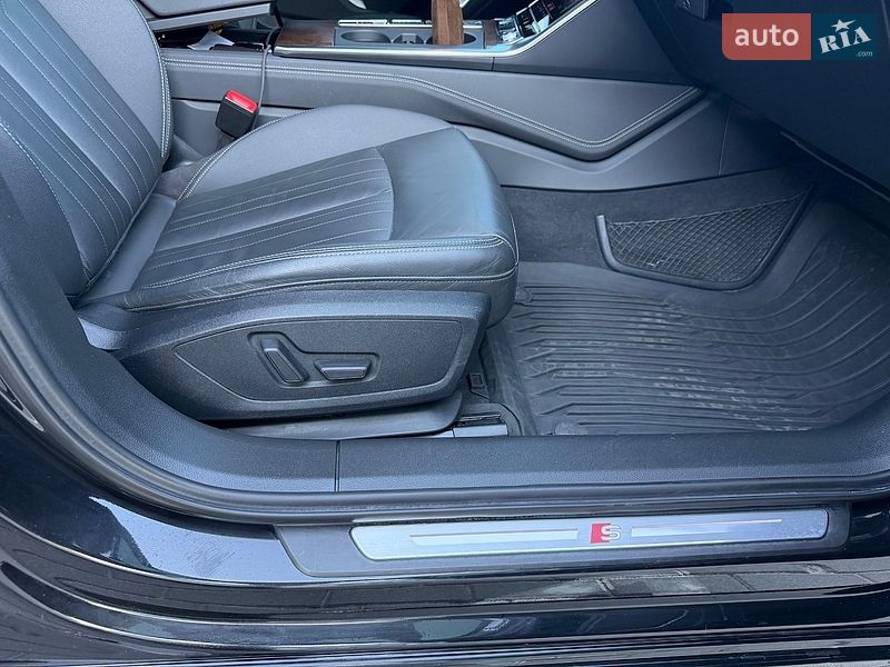 Седан Audi A6 2019 в Харкові