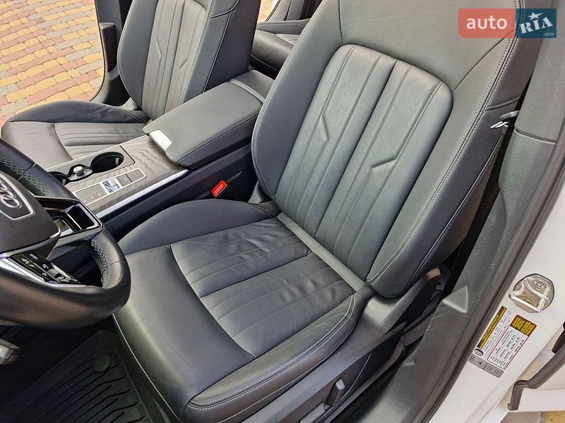 Седан Audi A6 2021 в Василькові