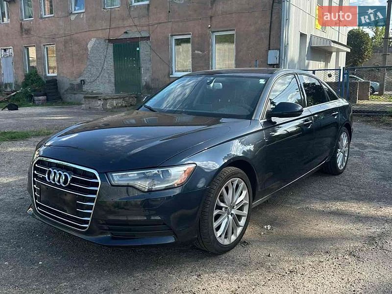 Седан Audi A6 2013 в Луцке