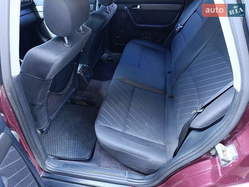 Універсал Audi A6 1997 в Новгород-Сіверському