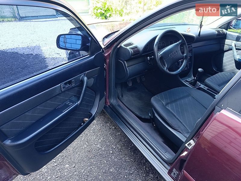 Універсал Audi A6 1997 в Новгород-Сіверському