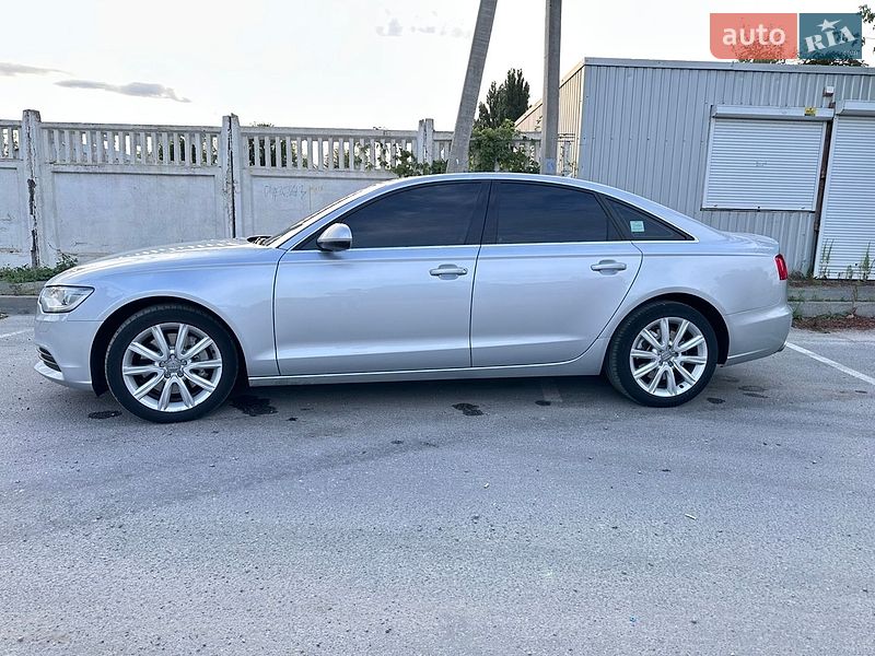 Седан Audi A6 2014 в Виннице