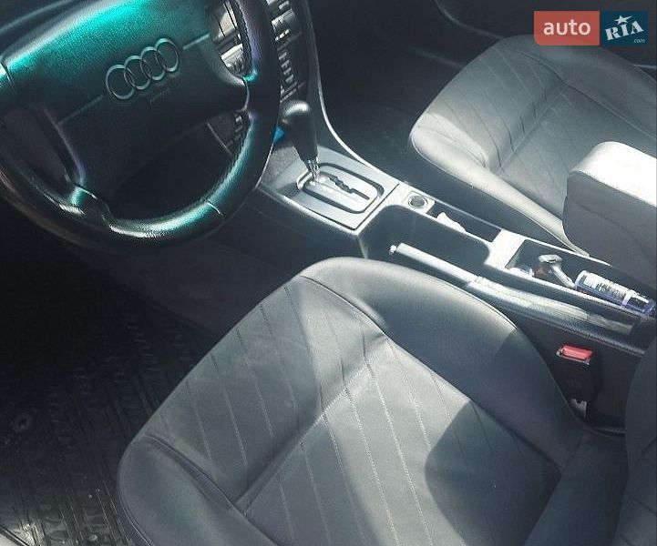 Універсал Audi A6 1996 в Козятині