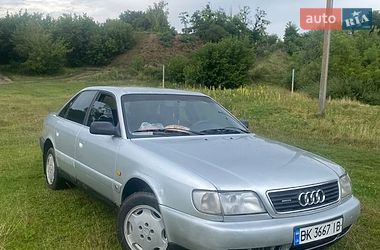 Седан Audi A6 1995 в Остроге фото Седан Audi A6 1995 в Остроге