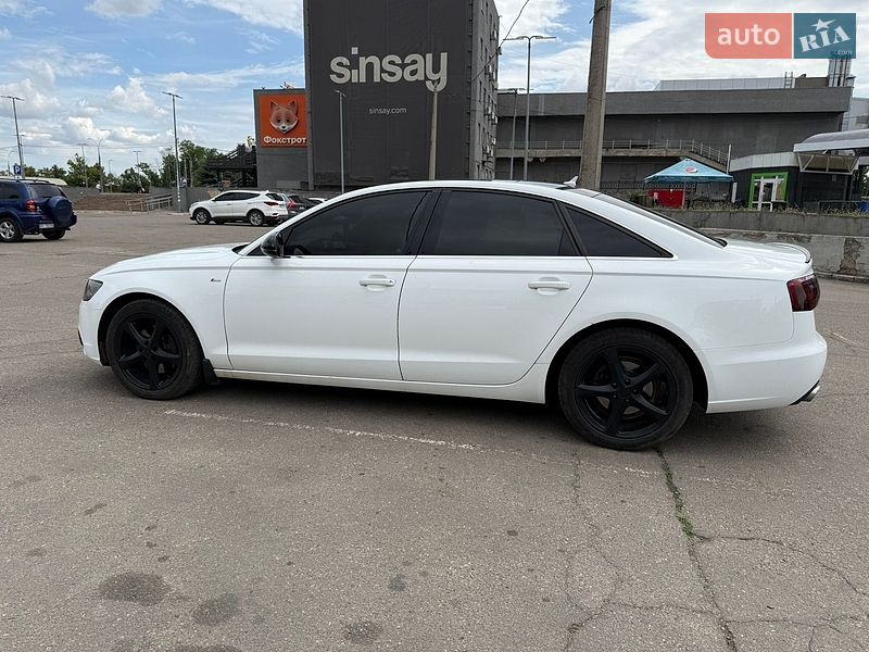 Седан Audi A6 2012 в Миколаєві