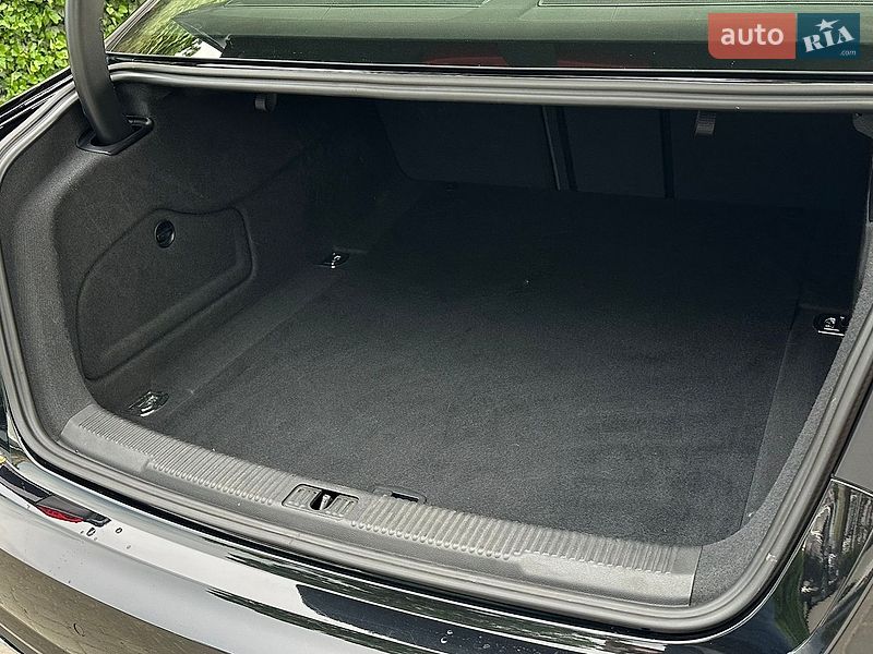 Седан Audi A6 2015 в Одессе