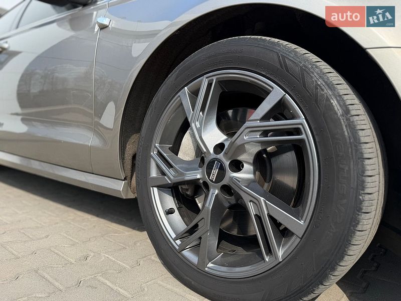 Седан Audi A6 2015 в Житомире