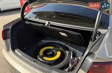 Седан Audi A6 2015 в Житомире