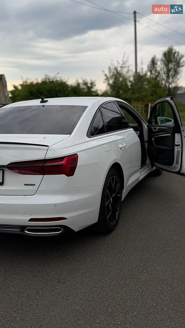 Audi A6 2019 VIN WAUD8AF25KN129542 фото оголошення 6 з 12