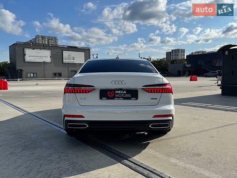 Седан Audi A6 2018 в Киеве