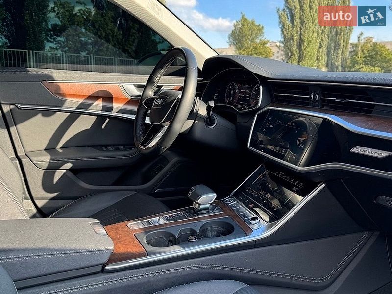 Седан Audi A6 2018 в Киеве