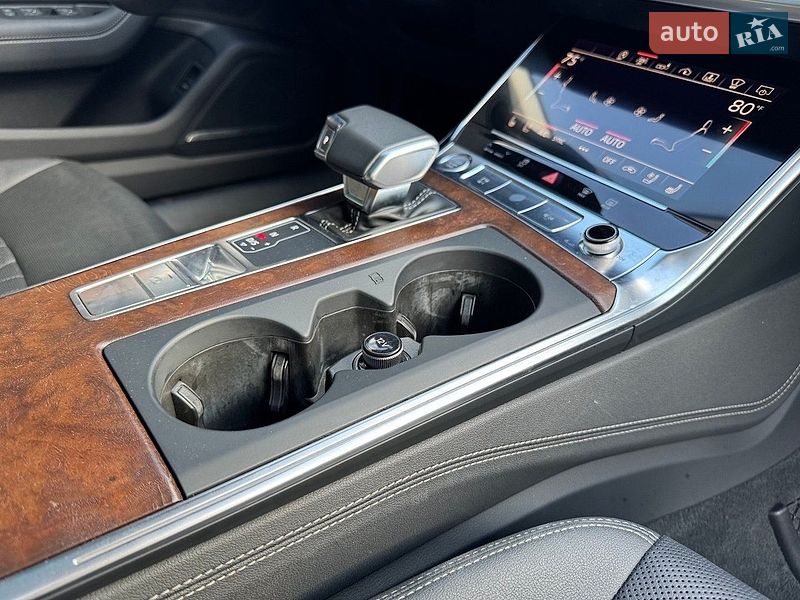 Седан Audi A6 2018 в Киеве