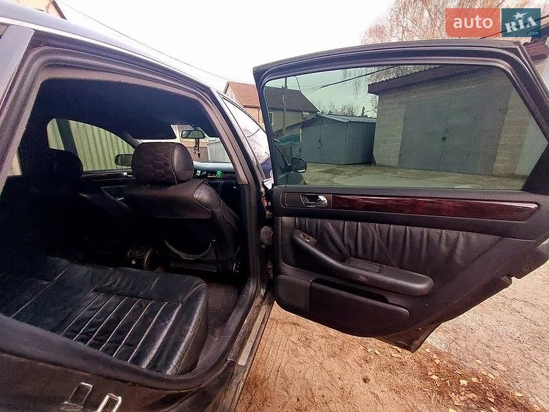 Седан Audi A6 1998 в Горенке