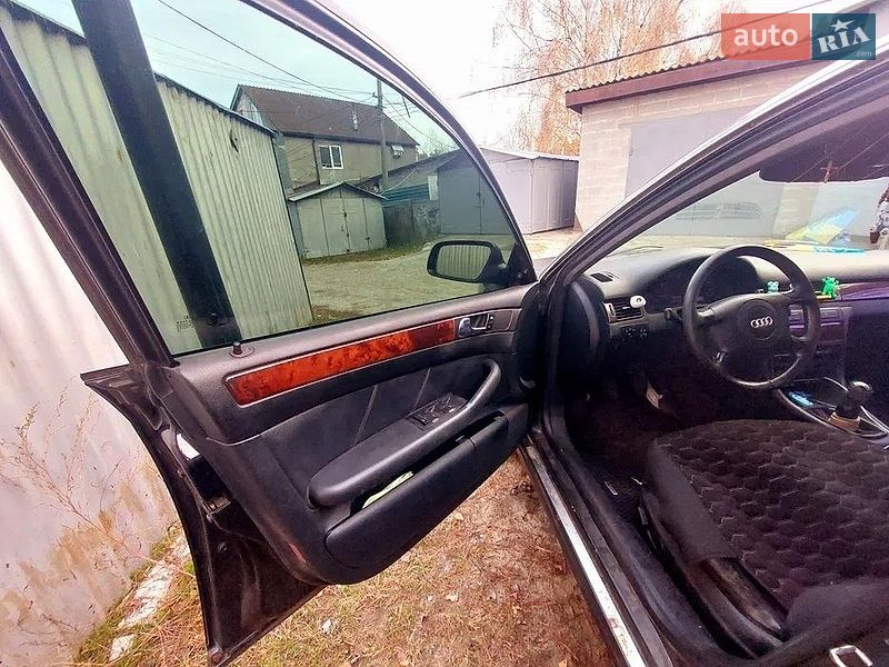 Седан Audi A6 1998 в Горенке