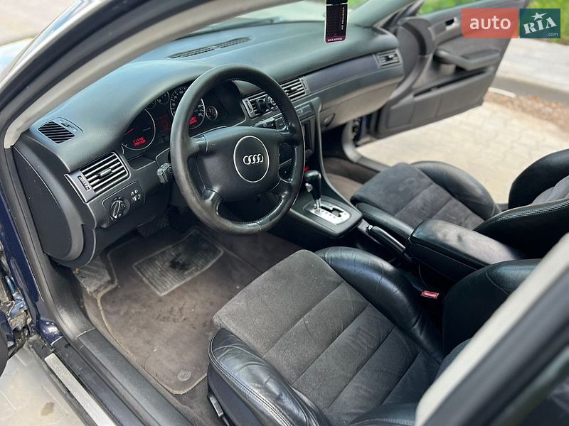 Універсал Audi A6 2003 в Рівному