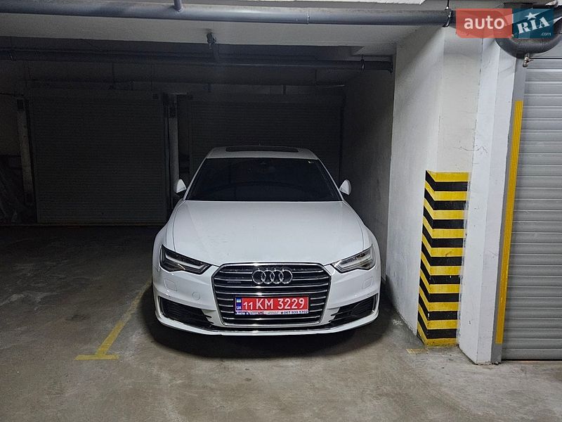 Седан Audi A6 2016 в Киеве