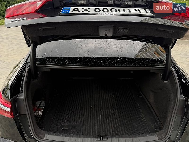 Седан Audi A6 2019 в Харькове