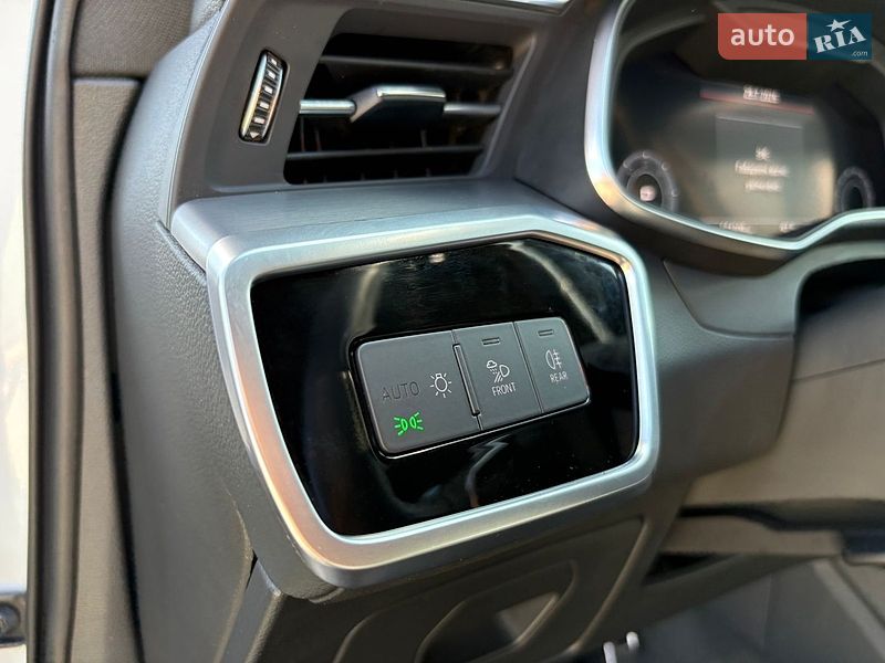 Седан Audi A6 2018 в Львове