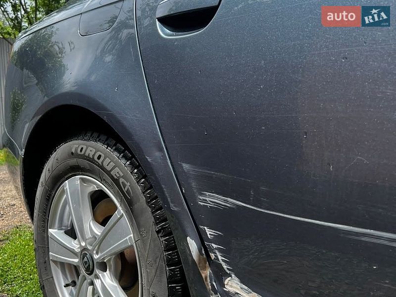 Седан Audi A6 2006 в Горохові