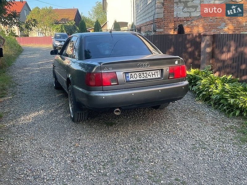 Седан Audi A6 1995 в Тячеве фото 3 Седан Audi A6 1995 в Тячеве