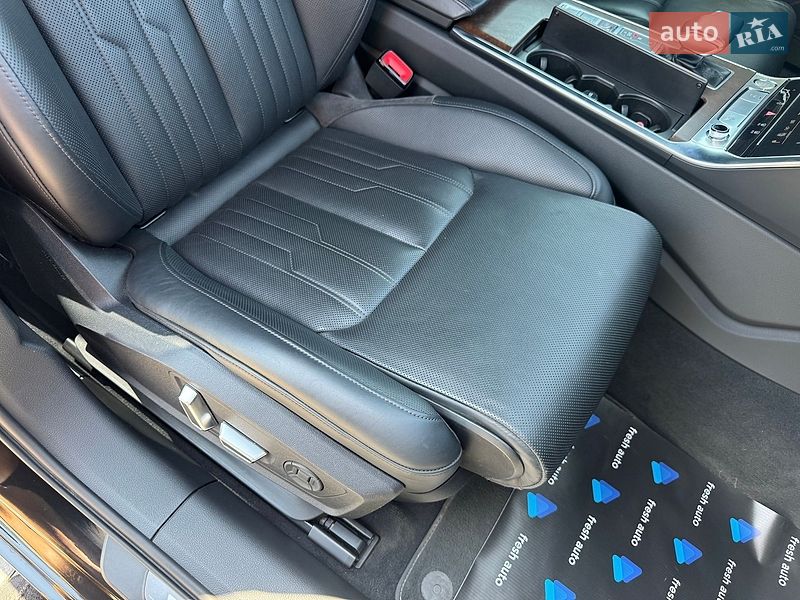 Седан Audi A6 2018 в Ровно