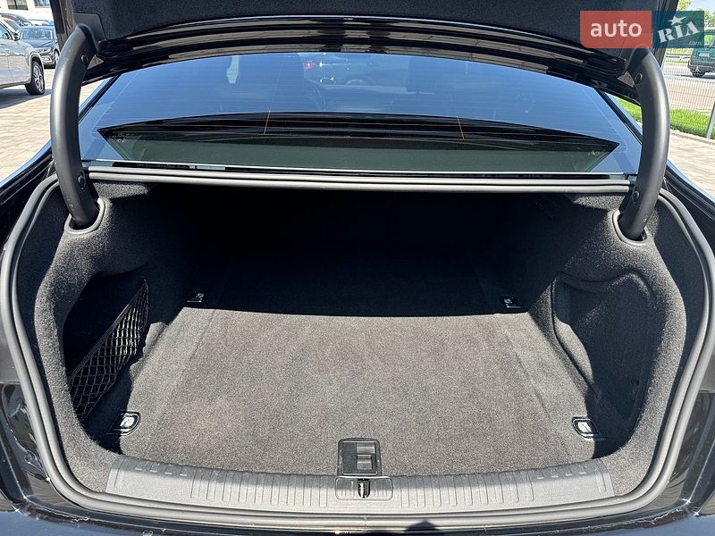 Седан Audi A6 2018 в Ровно