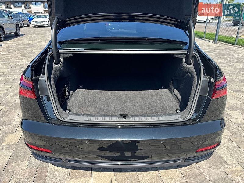 Седан Audi A6 2018 в Ровно