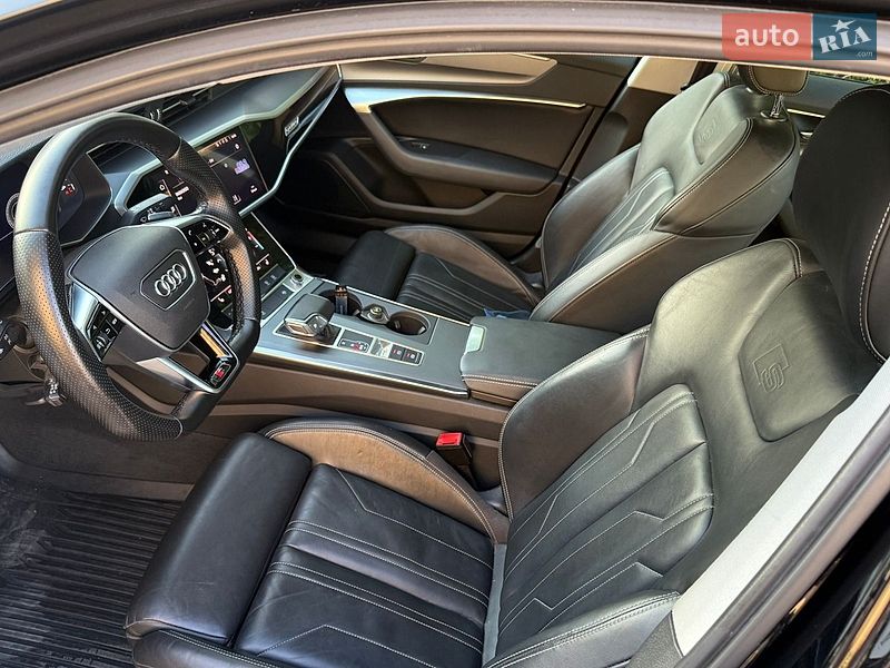 Седан Audi A6 2019 в Луцке