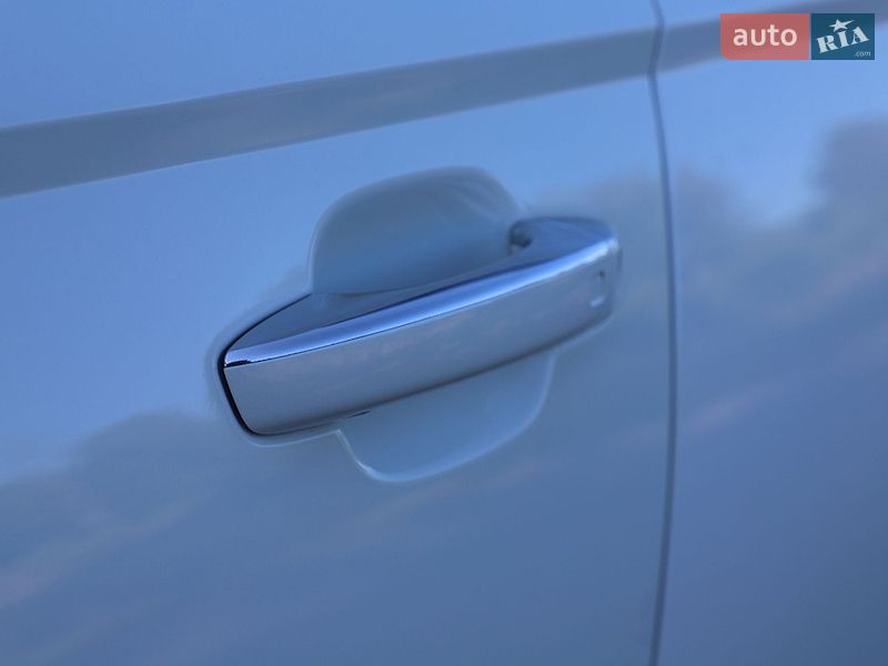Седан Audi A6 2015 в Дрогобыче