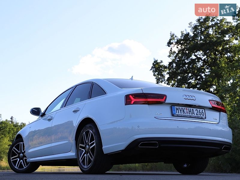 Седан Audi A6 2015 в Дрогобыче