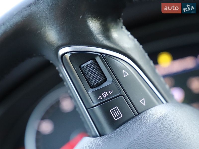 Седан Audi A6 2015 в Дрогобыче
