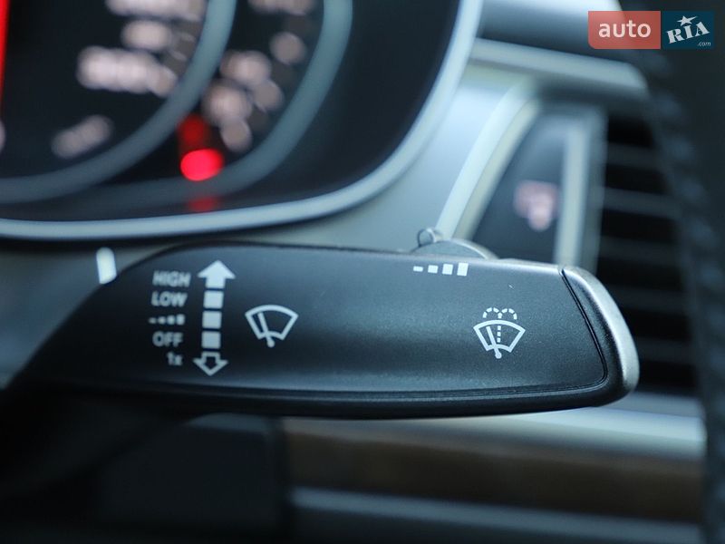 Седан Audi A6 2015 в Дрогобыче