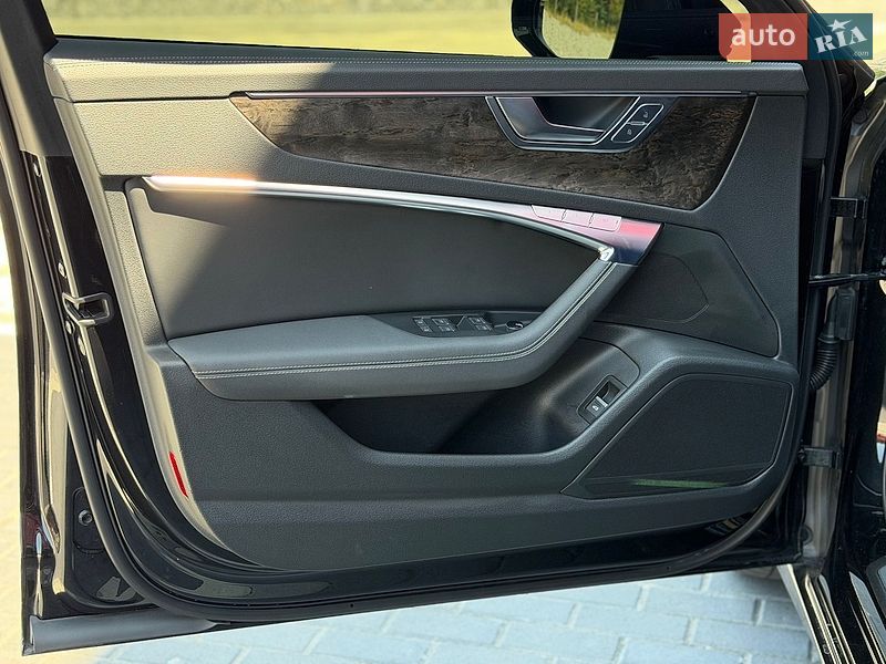 Седан Audi A6 2020 в Львові