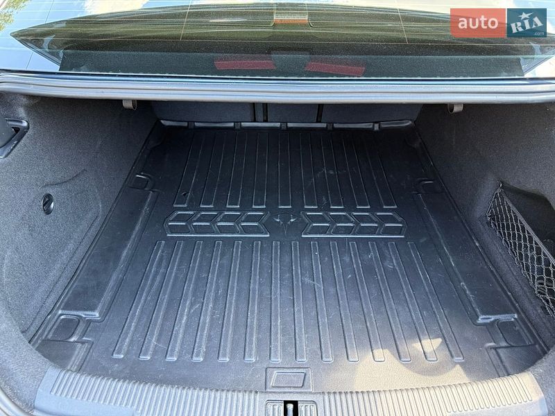Седан Audi A6 2015 в Хмельницькому