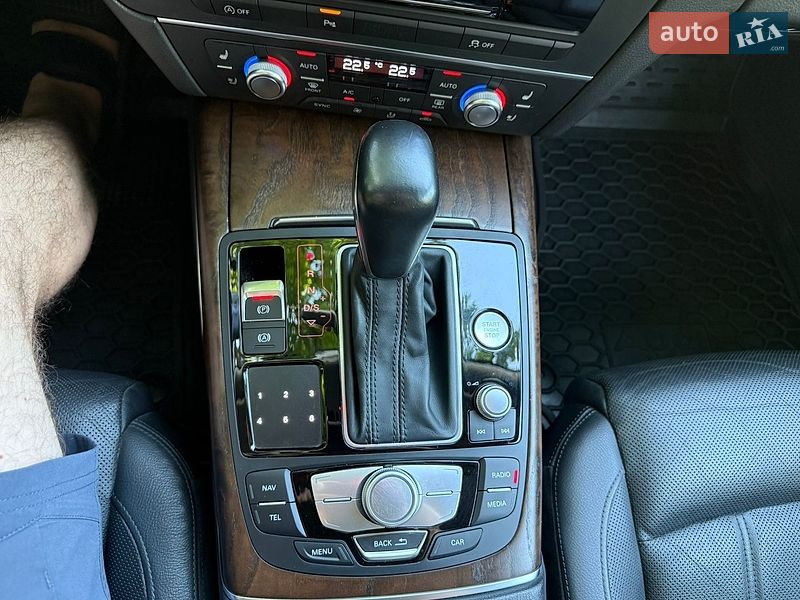 Седан Audi A6 2015 в Хмельницькому