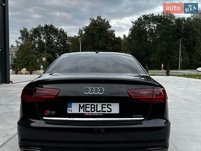 Седан Audi A6 2015 в Новояворівську