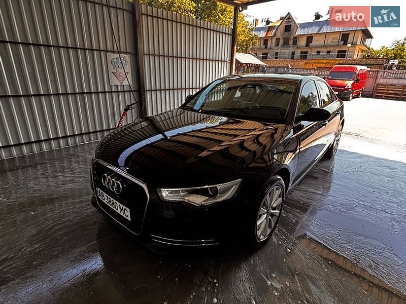 Седан Audi A6 2012 в Бару