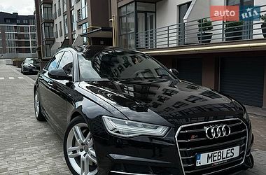 Седан Audi A6 2015 в Новояворівську