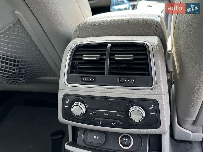 Седан Audi A6 2012 в Киеве